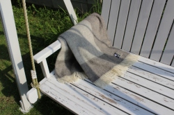 可愛いおしゃれな毛布のシルケボーウールブランケット北欧テイストのひざ掛けインテリアイメージ